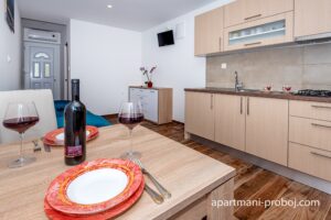 Apartmani Ivanka - Proboj - Studio apartment E (2)
